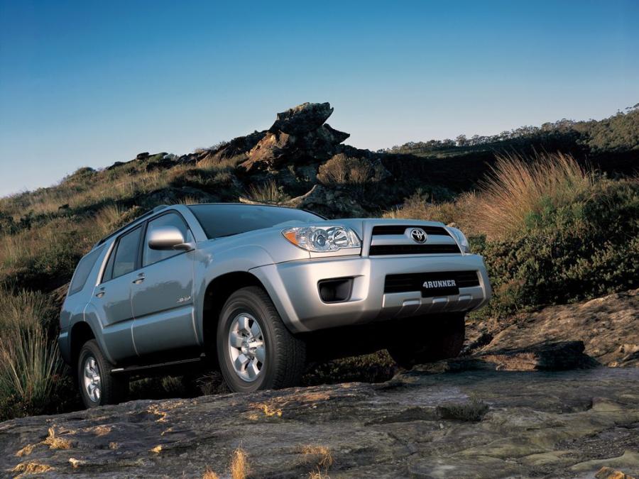  Toyota 4Runner 2005 года  (фото 21 из 21)
